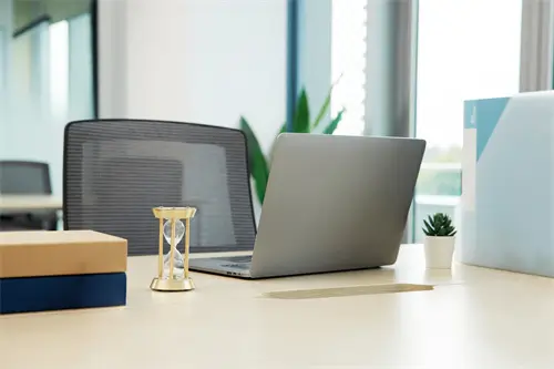 介绍公司的黑话文案简短